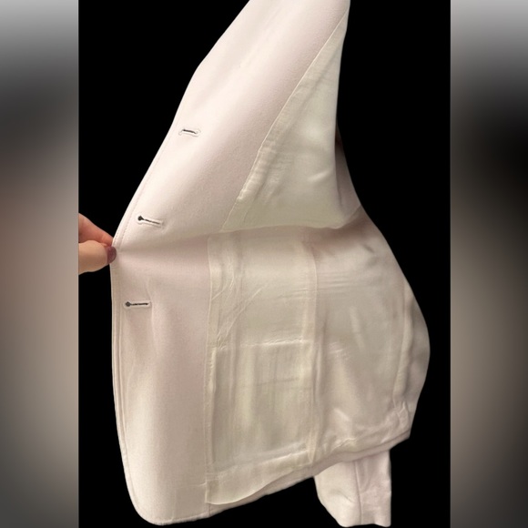 Tahari Arthur S Levin size 4 Light Pink Blazer Excellent Condition - Picture 7 of 12